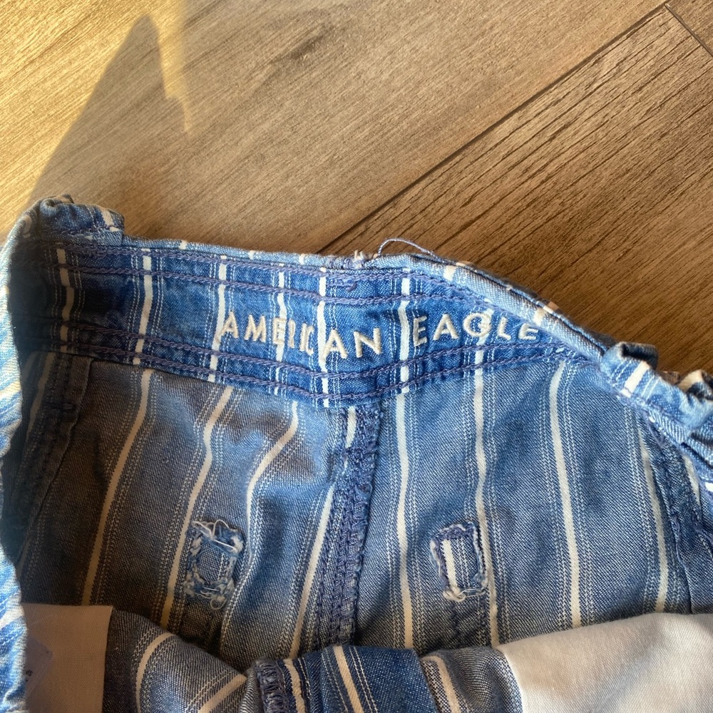 AE shorts - Picture 2 of 4